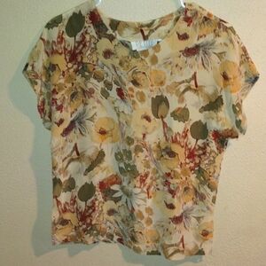 100% Silk Floral Lightweight Top by Petite Sophisticate MP